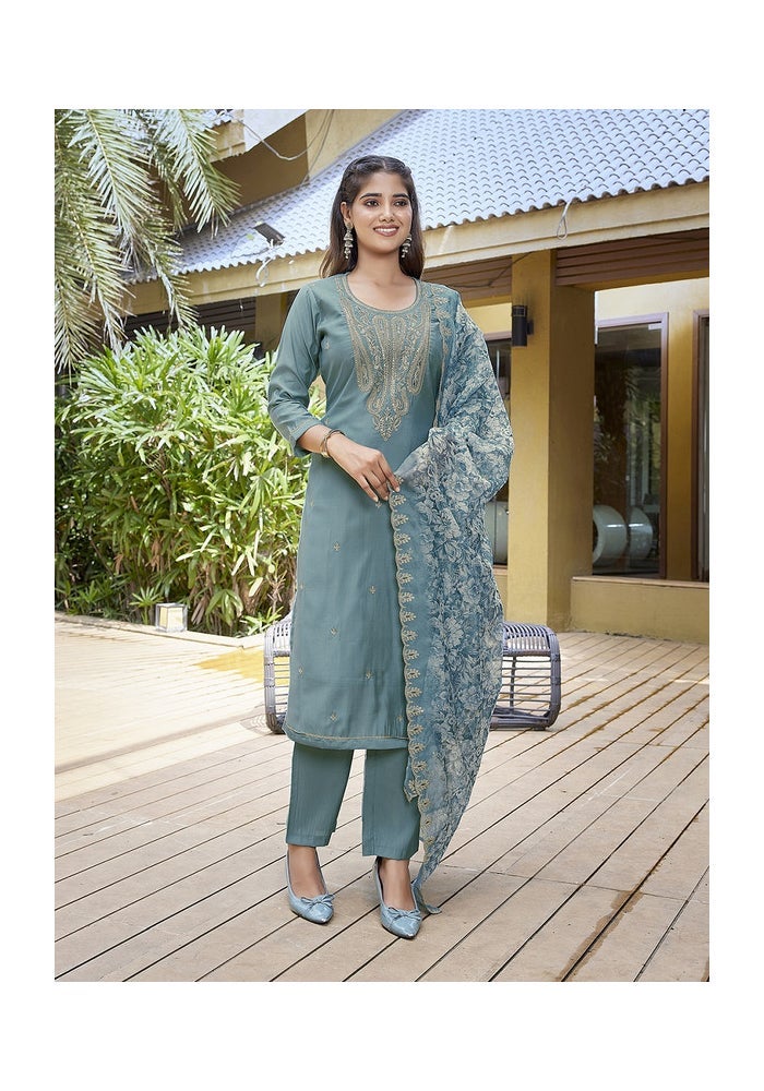 Malishka Export طقم كورتا بنطلون مزين بالتطريز من الفيسكوز للنساء - Image 1